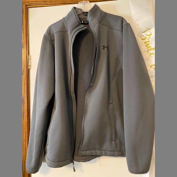 Under Armour jacket - Picture 1 of 1